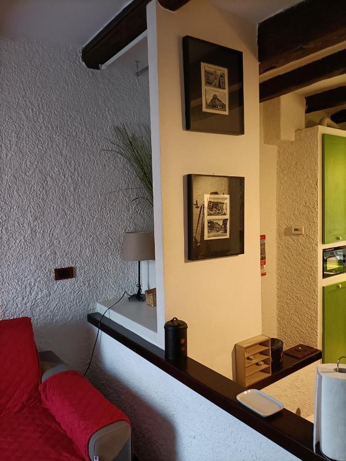 Le Due Torri Bologna Apartment Ngoại thất bức ảnh